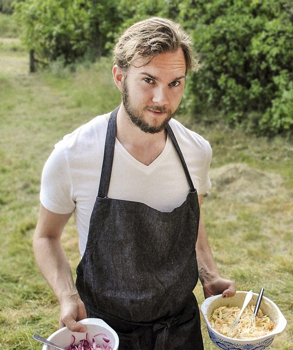 Gustav Johansson driver den hyllade bloggen Jävligt Gott