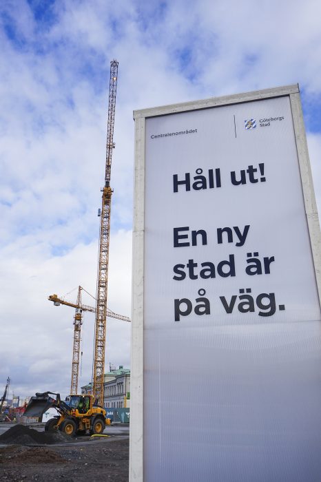 ”Positivt tänkande och tjusiga omskrivningar ligger delvis bakom stora problem i skola, socialtjänst, sjukvård, polis, migration med mera”, säger forskaren Mats Alvesson