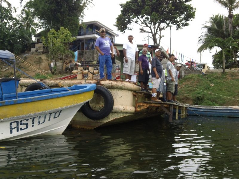 José Adán Silva/IPS | Fiskare och hamnarbetare vid floden Punta Gorda har inte sett några synliga tecken på att arbetet med kanalen påbörjats.
