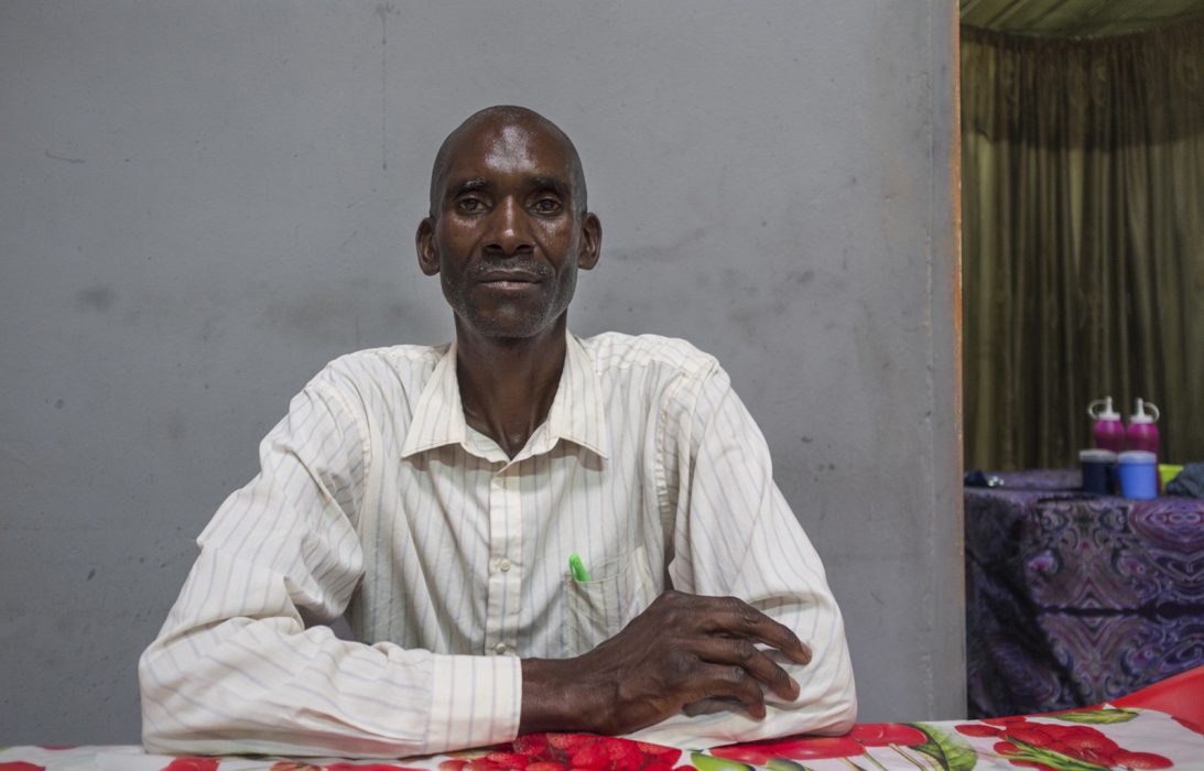 Milton Muunyu är ordförande i kooperationen Mwembeshi Natural Conservation Society
