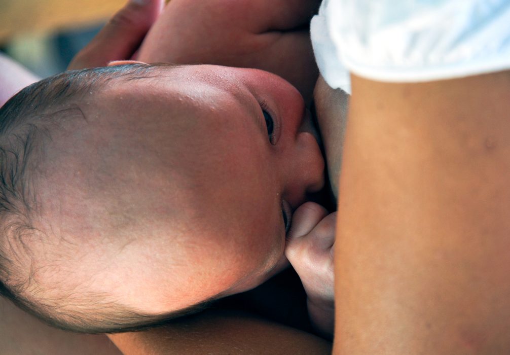 Hasse Holmberg/TT | Insatser för ökad amning har stor effekt för den globala hälsan, enligt FNs barnfond Unicef.