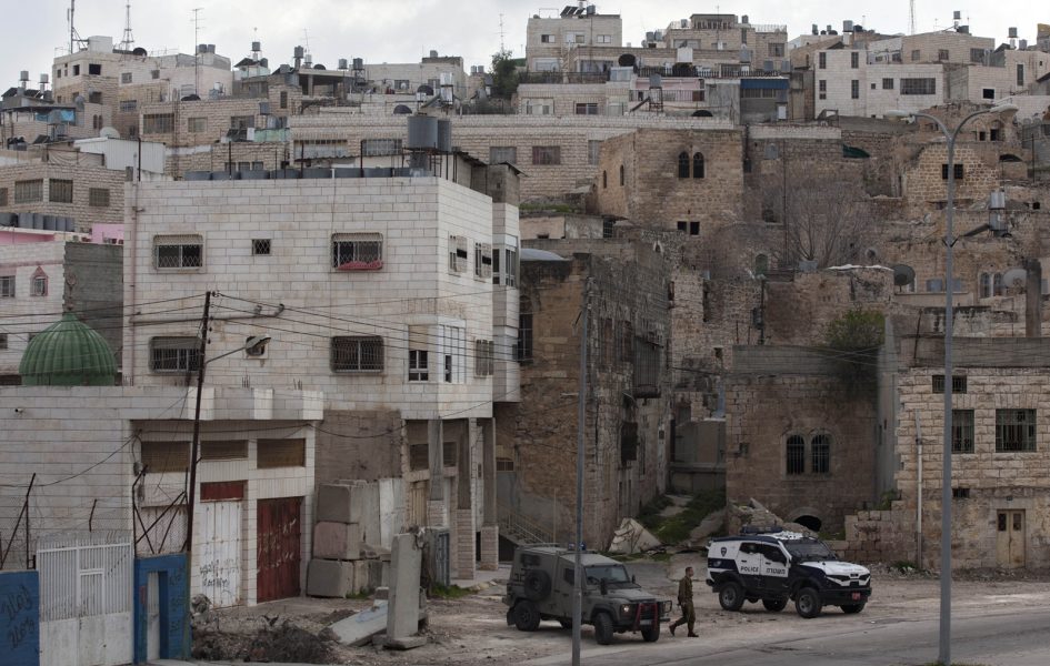 Sebastian Scheiner/AP/TT | Nya israeliska bosättarhem ska byggas i Hebron på Västbanken.