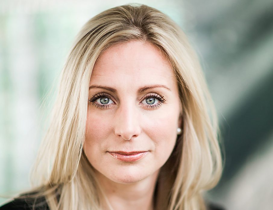 35-zoom-CamillaLarssonFotoLinda Broström-Lindisima
