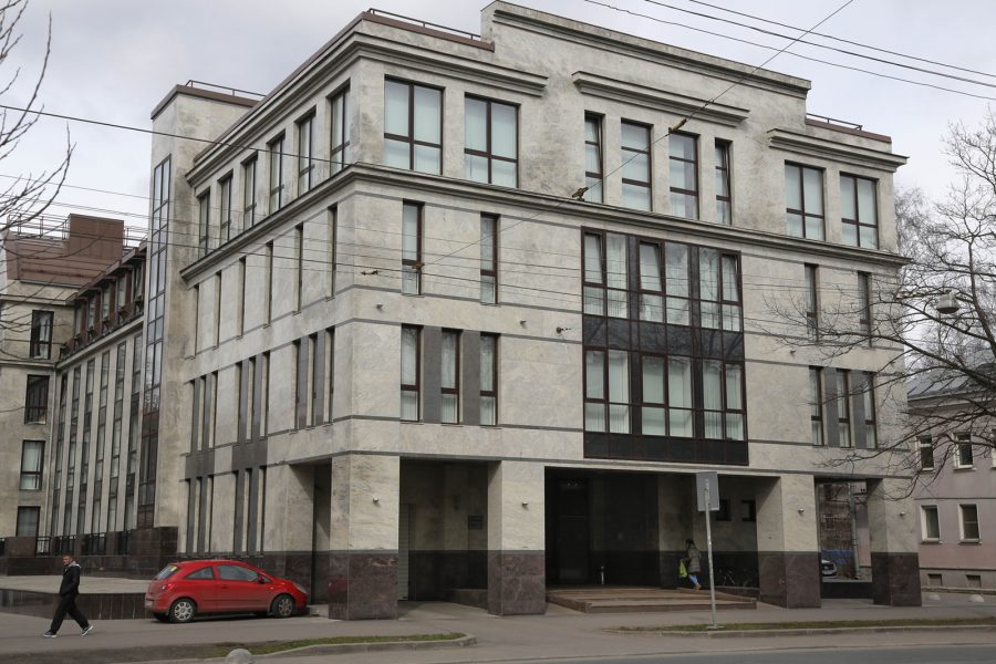Dmitry Lovetsky | Internet Research Agency, den ryska "trollfabriken", huserar i ett fyrvåningshus i S:t Petersburg.