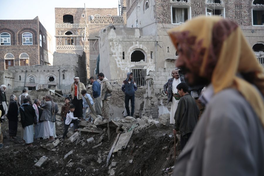 Hani Mohammed/AP/TT | "Humanitär hjälp räcker inte längre för Jemen", säger Internationella rödakorskommittén talesperson som uppmanar den saudiskledda alliansen att häva blockaden av importerade varor.