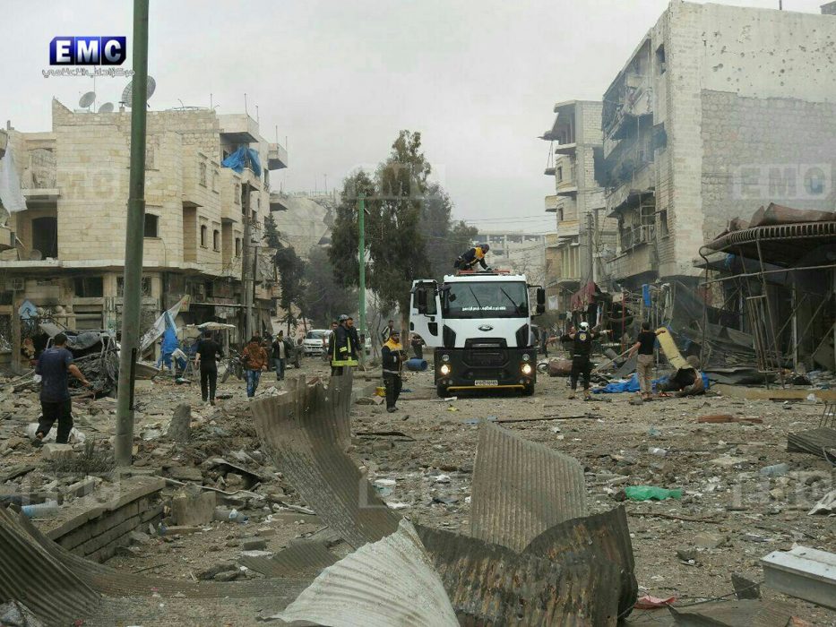 Hjälparbete pågår efter en flygattack i de södra delarna av Idlib i början av januari