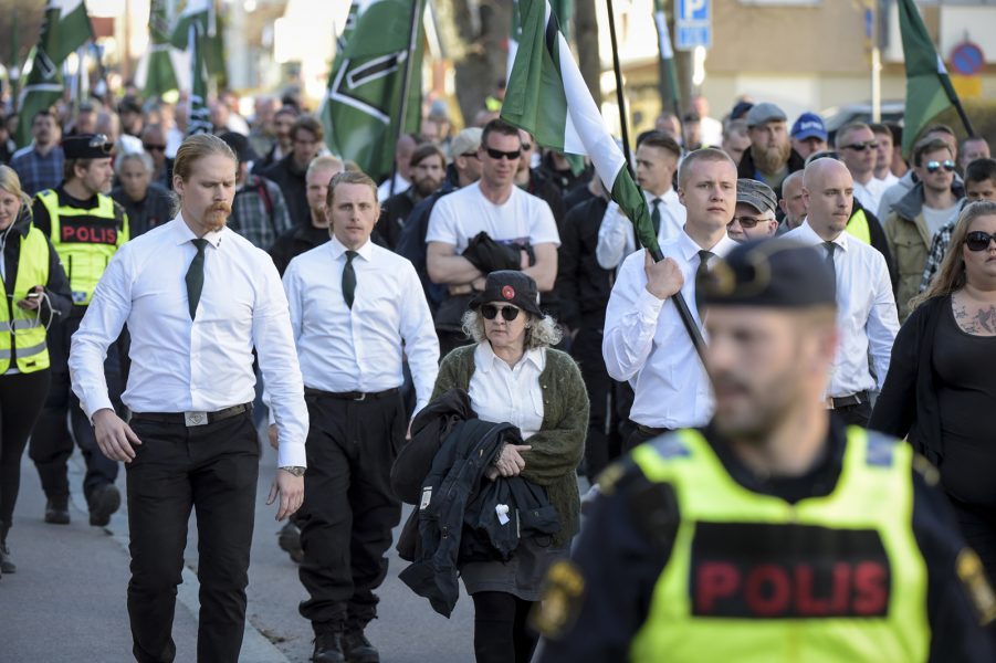 Ulf Palm/TT En demonstration av nazistiska Nordiska motståndsrörelsen i Falun den 1 maj i fjol.
