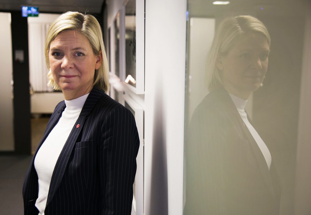 Hossein Salmanzadeh/TT | Regeringen vill uppmuntra användandet av biobränslen inom flyget, enligt finansminister Magdalena Andersson.