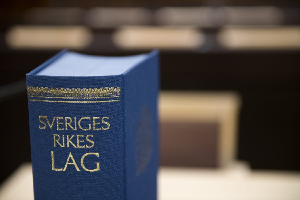 Henrik Montgomery/TT | Lagrådet sågar regeringens förslag om uppehållstillstånd för ensamkommande.