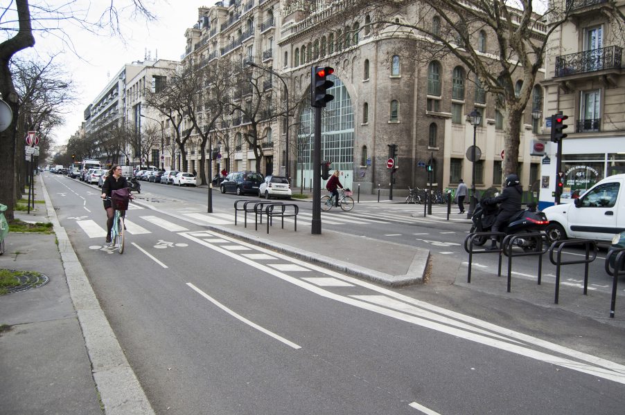 Victoria Machmudov | Som en del av cykelsatsningen i Paris har en bred expressväg med två filer för cyklister öppnats och planen är att den ska byggas ut ytterligare.
