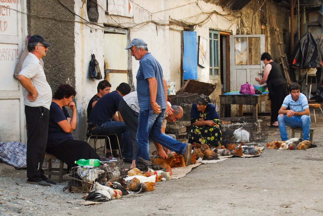 Gill M L/flickr | Marknad i Baku.