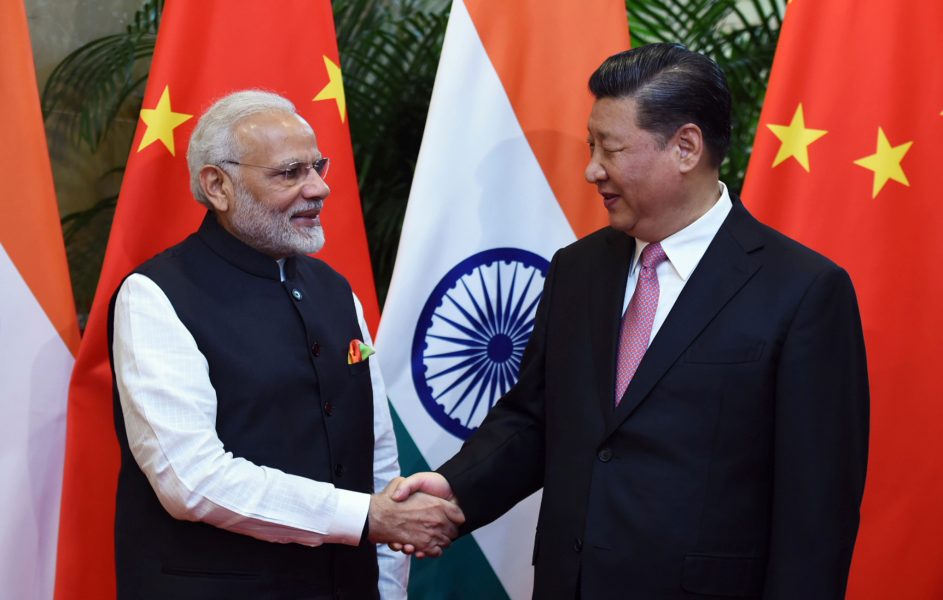 Indiska UD/AP/TT | Narendra Modi och Xi Jinping.