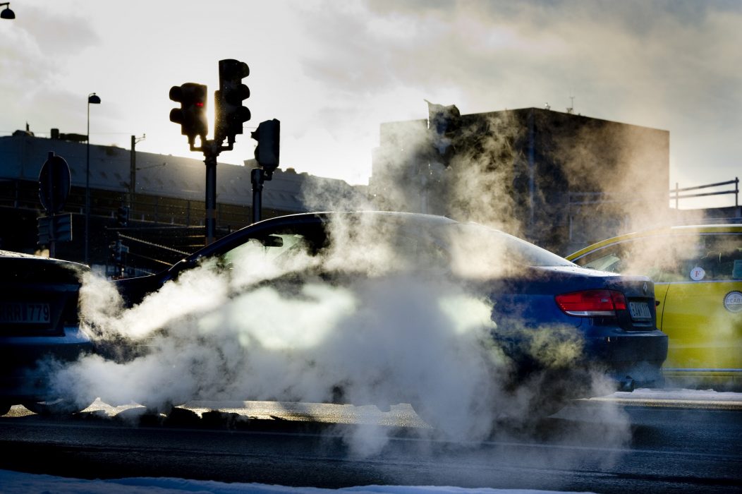 Pontus Lundahl/TT | Förslaget om att miljözoner ska få införas 2020 innebär att vissa fordon som körs med bensin eller diesel kan förbjudas i stadskärnor i framtiden.