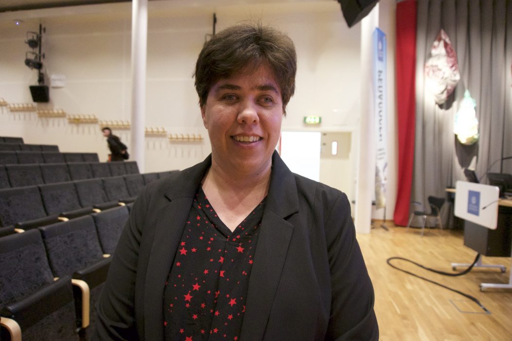 Johanna Stål | Professor Winnifred R Louis från Queenslands universitet är en av Vetenskapsfestivalens huvudtalare.