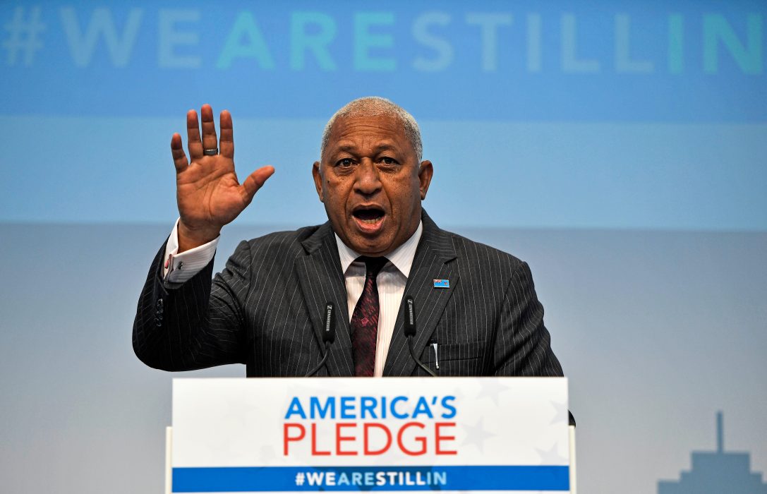 Martin Meissner/TT | Fijis premiärminister Frank Bainimarama varnar för att den globala uppvärmningen hotar hans nations existens.