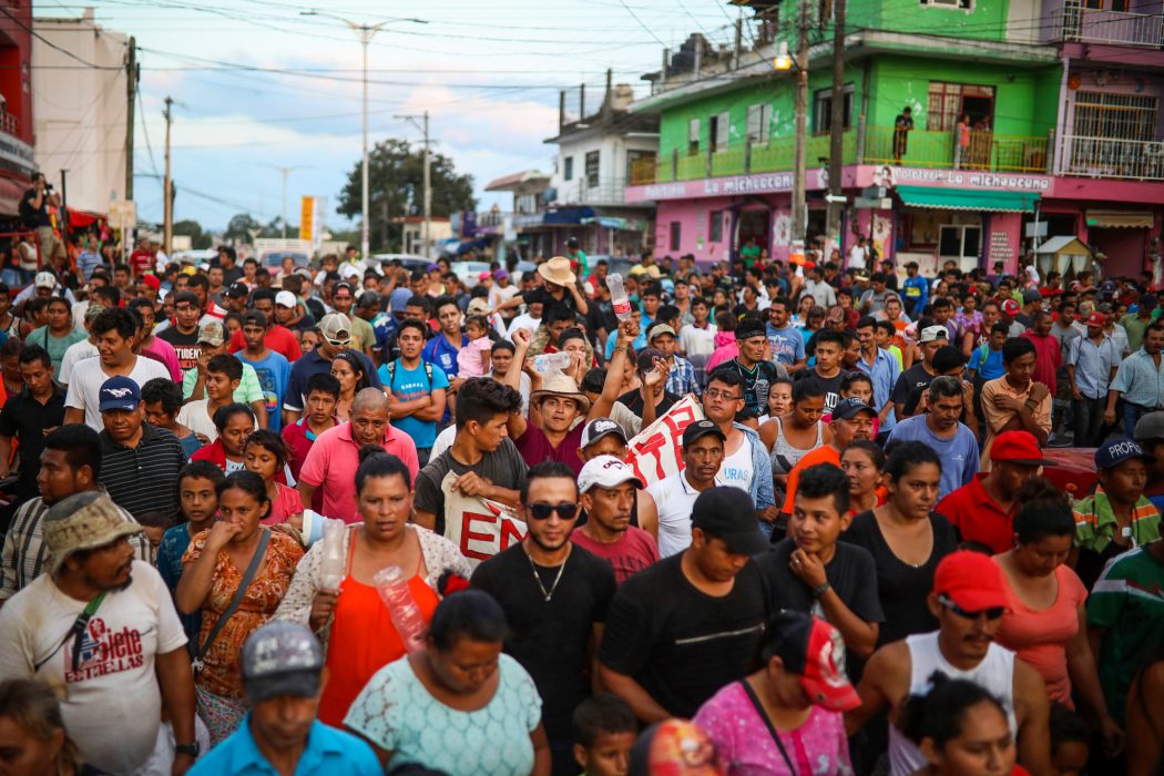 Felix Marquez/AP/TT | Marschen Víacrucis del Migrante i staden Matías Romero, Oaxaca – mer än 1 300 kilometer söder om gränsen till USA.