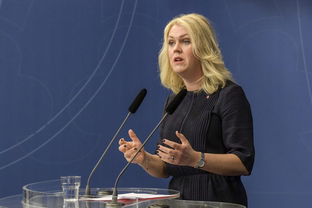 Janerik Henriksson/TT | Barn-, äldre- och jämställdhetsminister Lena Hallengren (S).