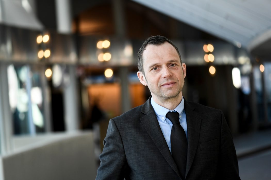 Pontus Lundahl/TT | Jens Holm (V) ville ha ett extrainsatt EU-nämndsmöte, men fick inte tillräckligt med stöd för att sammankalla nämnden.