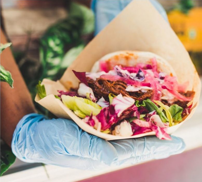 Rickard Bäckman | Soulistic foodtruck var en av de populära utställarna på Vegomässan.