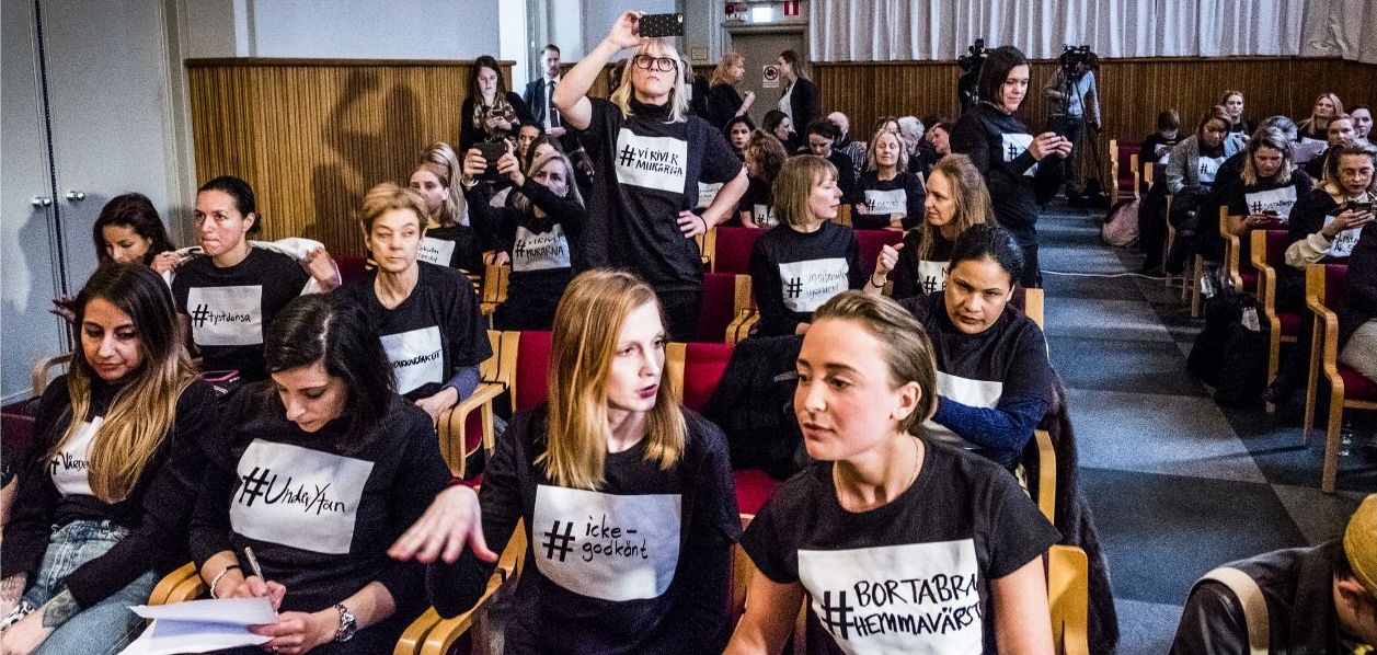 TT | I början av mars lämnade representanter för 65 #metoo-upprop över förslag på åtgärder mot sexuella trakasserier till dåvarande jämställdhetsminister Åsa Regnér.