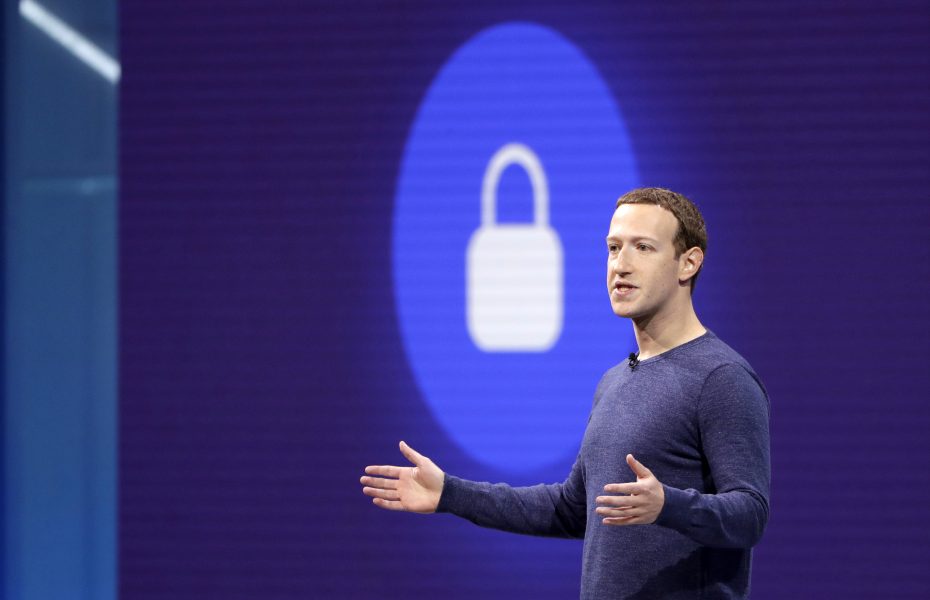 Marcio Jose Sanchez/AP/TT | Facebooks grundare, Mark Zuckerberg, är hårt pressad efter avslöjanden om hur företaget släppt information om sina användares privata konton.