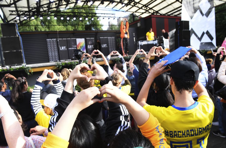 Fredrik Sandberg/TT | Hatkommentarerna mot fotbollsspelaren Jimmy Durmaz fick stor uppmärksamhet och ledde bland annat till en manifestation i Kungsträdgården i Stockholm.