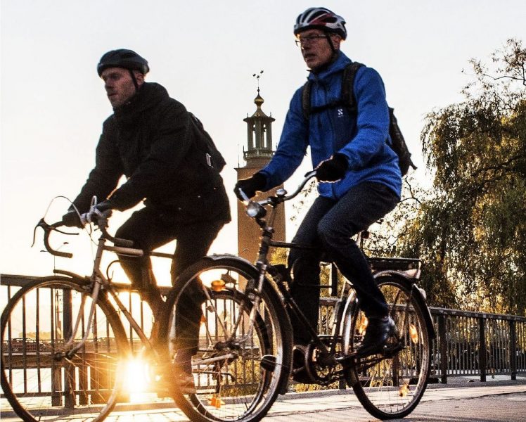 Tomas Oneborg/TT | Partierna i Stockholm vurmar allt mer för cykeln och förslag om ﬂer hyrcyklar och utbyggda cykelbanor används som lockbeten i valrörelsen.