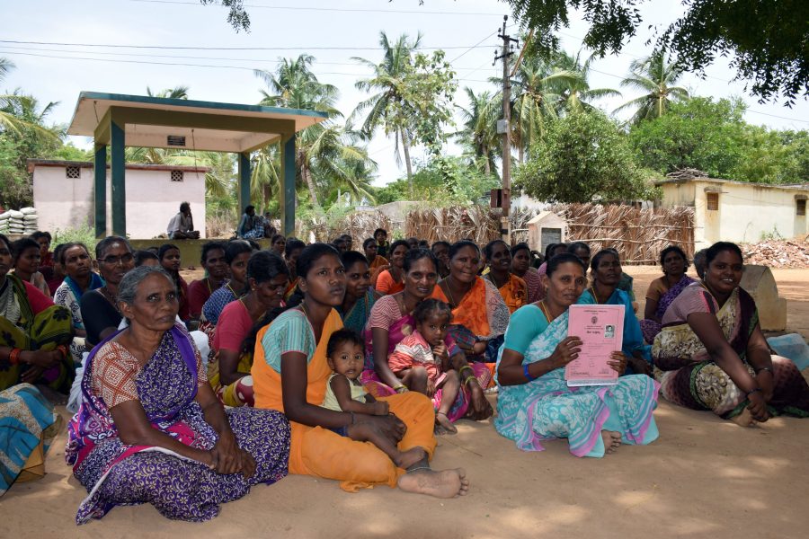 Stella Paul/IPS | Yanadikvinnor i byn Macharawari Pallem i södra Indien.