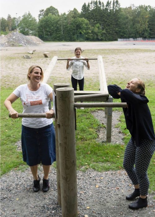 Från höger: Diana Olsson Waage, Emma Kronberg och Kristina Engstrand som varit inblandade i förarbetet är taggande inför helgens arrangemang.