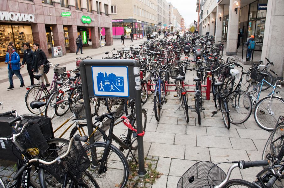 Många cyklar i Uppsala.