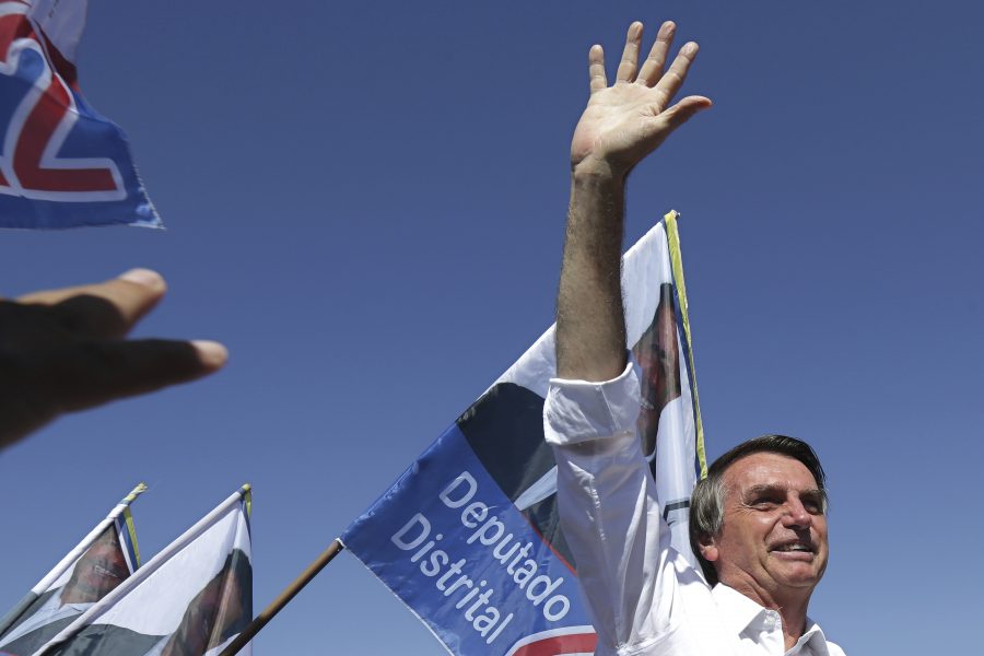 Eraldo Peres/AP/TT | Jair Bolsonaro, Socialliberala partiets kandidat i söndagens brasilianska presidentval.