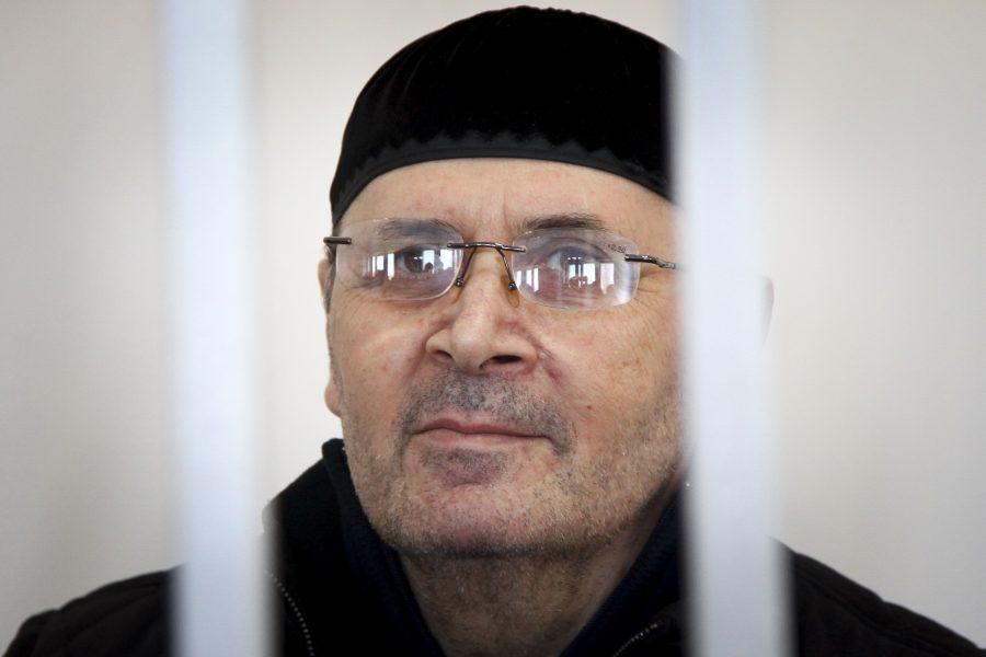 Oyub Titiev, chef för människorättsgruppen Memorials tjetjenska avdelning får Europarådets människorättspris.