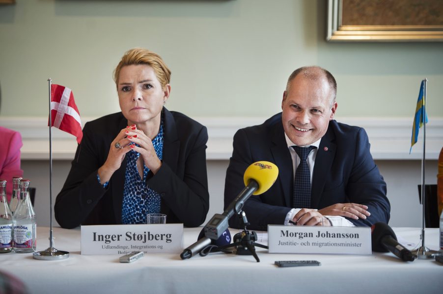 Emil Langvad/TT | Både Danmarks integrationsminister Inger Støjberg och justitieminister Morgan Johansson gör sig redo för förlängda gränskontroller.