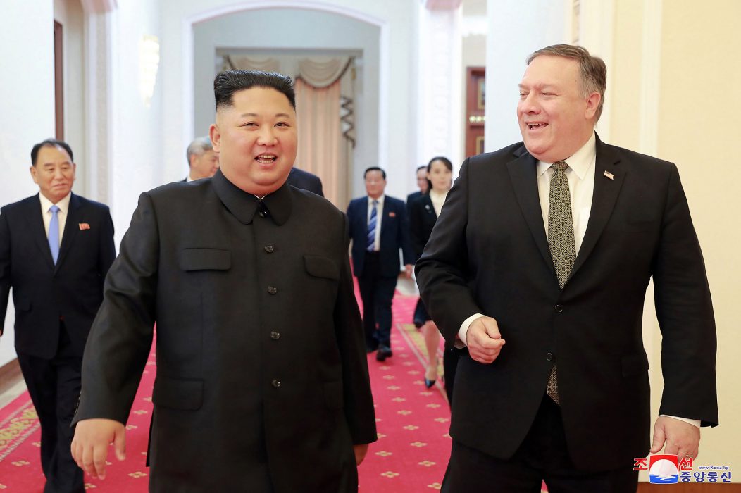 Korean Central News Agency via AP/TT | Nordkoreas ledare Kim Jong Un träffade USA:s statssekreterare Mike Pompeo i början på oktober för att diskutera nedrustning av Nordkoreas kärnvapen.
