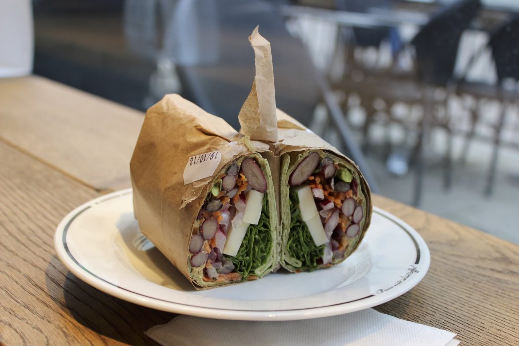 Jenny Luks | Kedjor kan tyckas vara lite opersonliga men likväl är det gott med en saftig vegansk wrap.