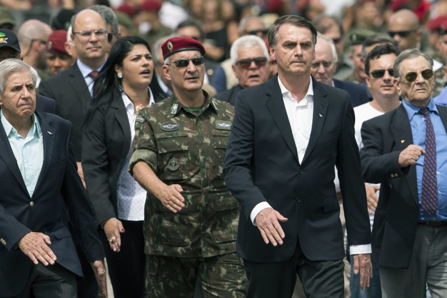 Jair Bolsonaro och hans närmaste män marscherar mot makten.