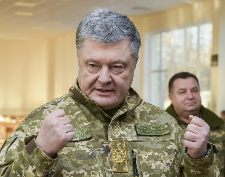 Mykola Lazarenko/AP | Ukrainas president Petro Porosjenko.