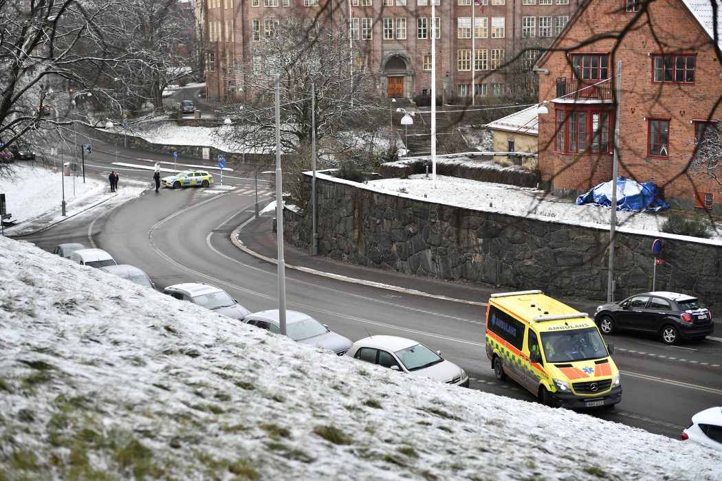 En misstänkt bomb hittades vid Nationella sekretariatet för genusforskning under tisdagsmorgonen.
