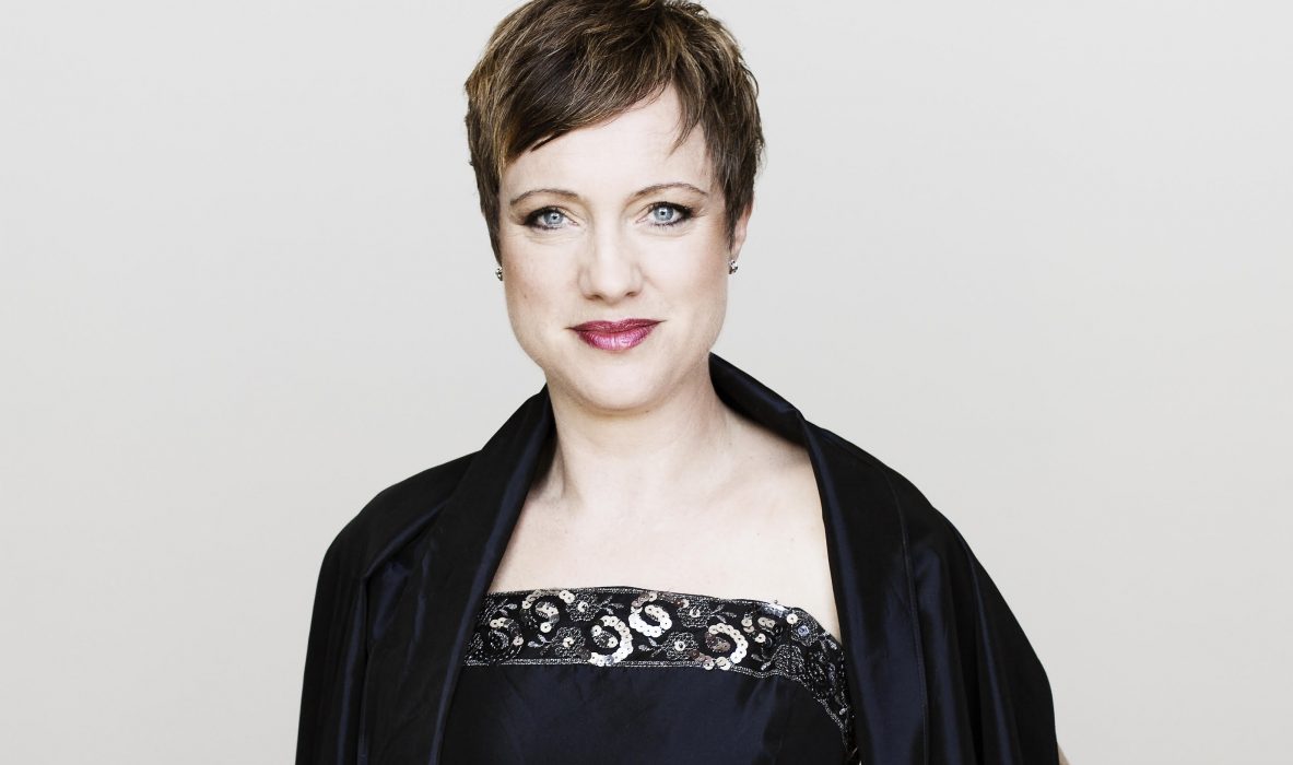 Karin Dornbusch, konstnärlig ledare.