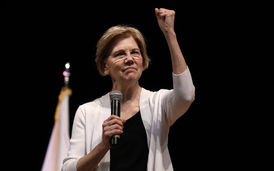 "Join the fight", är 69-åriga Elizabeth Warrens slogan.