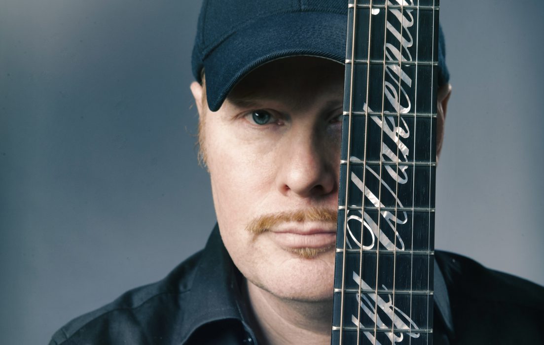 Välkände gitarristen Ulf Wakenius gästar återigen jazzklubben Nefertiti tillsammans med Jan Lundgren.