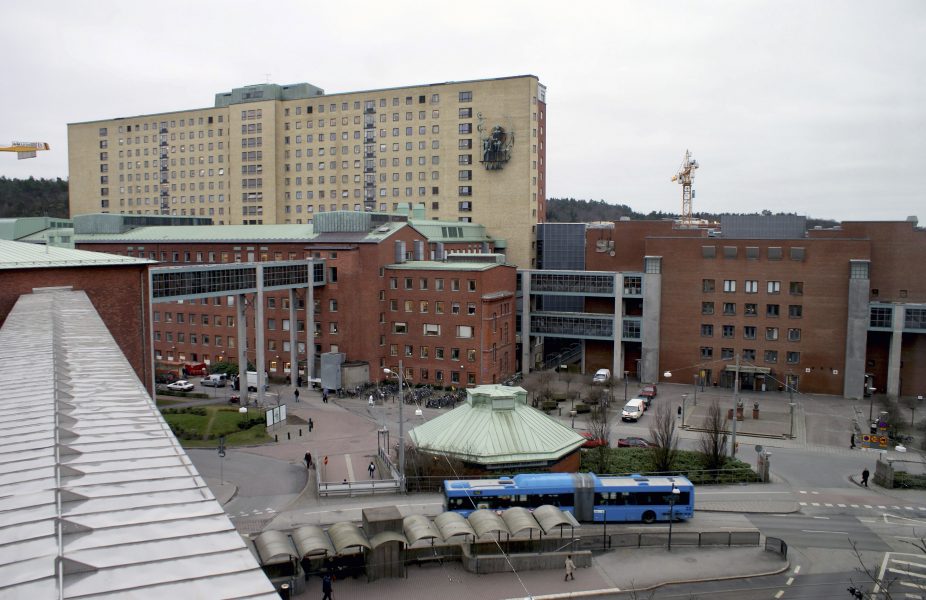 Yrkesföreningen Sjukhusläkarna lämnade i december över ett upprop till region- och sjukhusledningen i protest mot nedskärningarna på Sahlgrenska sjukhuset.