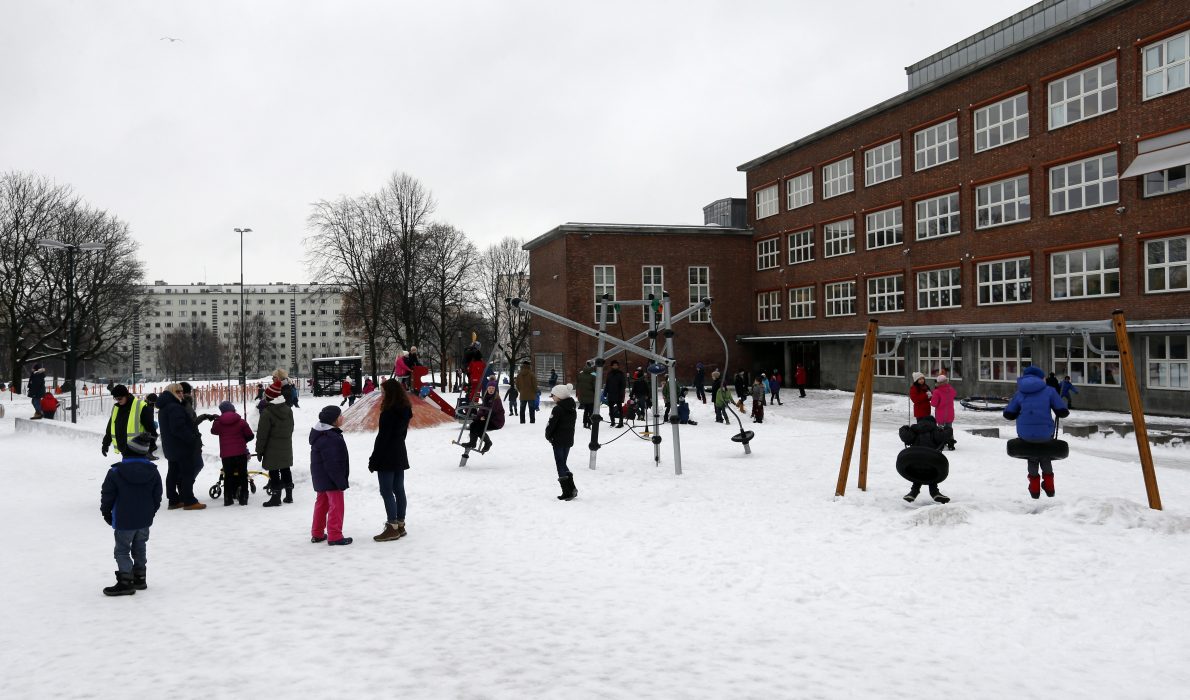 Lise Åserud/NTB | Syskon på samma skola gör familjelivet lite enklare.