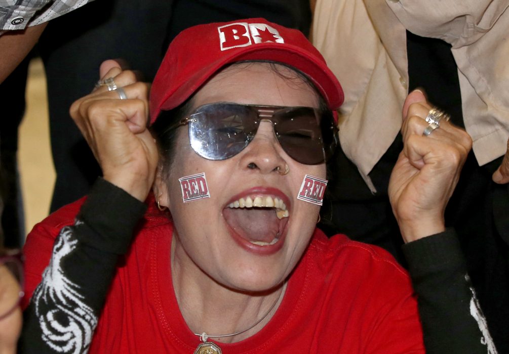 Jublande supporter till Pheu Thai.