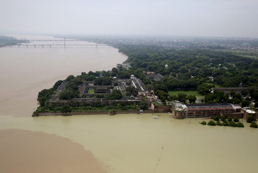 Floden Ganges som flyter genom Indien är ett exempel på en flod som de senaste åren har fått juridiska rättigheter.