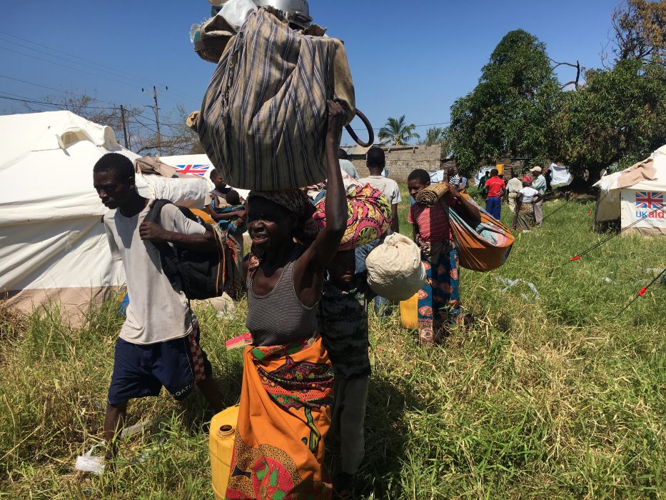 Den tropiska stormen Idai slog till mot Beira i Moçambique den 14 och 15 mars och uppges ha förstört 90 procent av staden.
