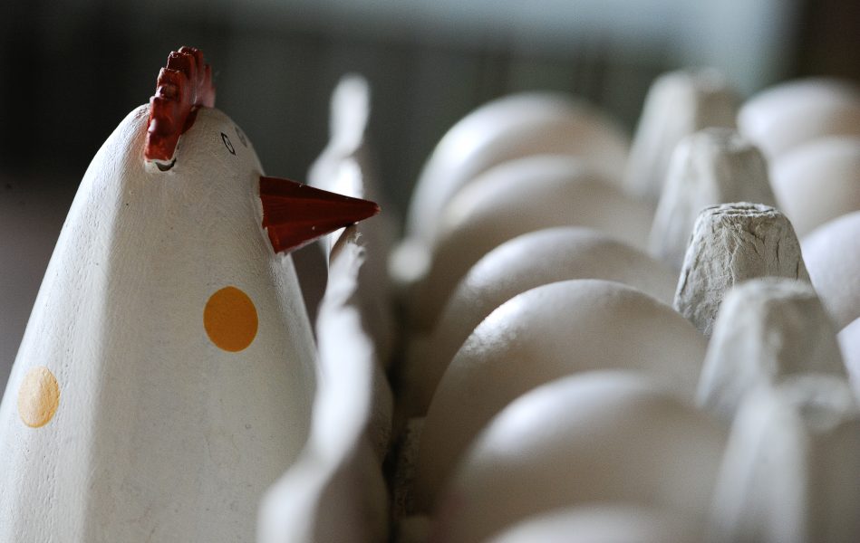 Under påsken äter svenskar mängder av ägg.