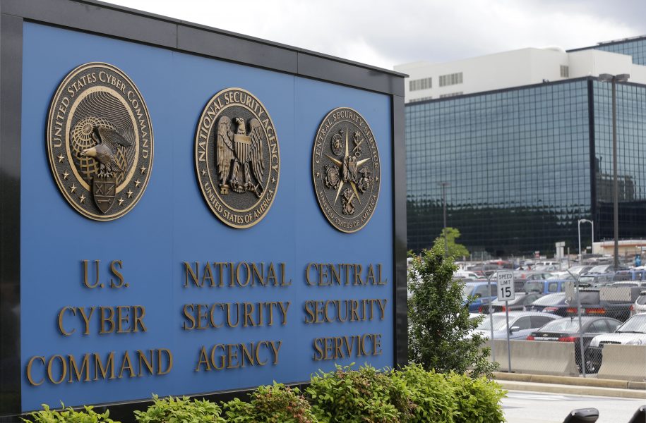 NSA vill avsluta massövervakningen av sina medborgares telefonsamtal och sms, enligt The Wall Journal Street.