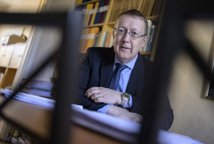 Advokat Fredrik Bülow har JO-anmält Migrationsverket.