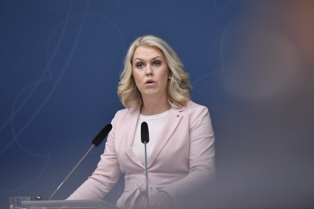 Socialminister Lena Hallengren (S).
